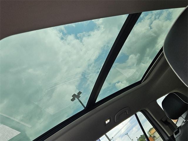 new 2026 Volkswagen Atlas car, priced at $52,998