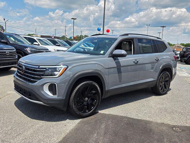 new 2026 Volkswagen Atlas car, priced at $43,679