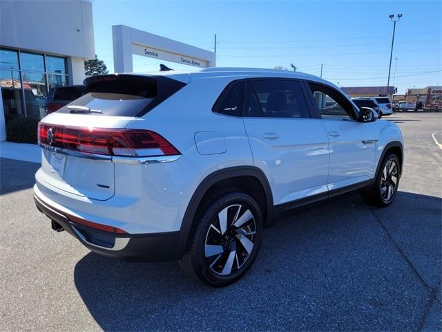 new 2026 Volkswagen Atlas Cross Sport car, priced at $44,106