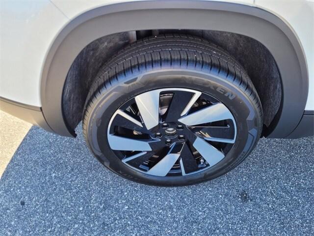 new 2026 Volkswagen Atlas Cross Sport car, priced at $44,106