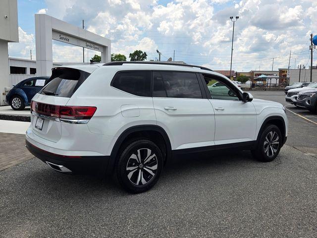 new 2026 Volkswagen Atlas car, priced at $37,384