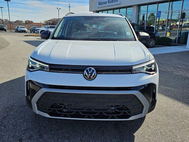 new 2026 Volkswagen Taos car, priced at $27,178