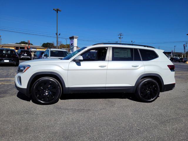 new 2026 Volkswagen Atlas car, priced at $43,408