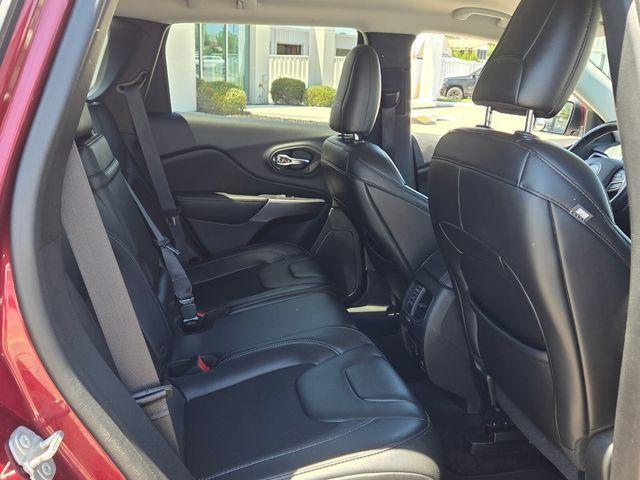 used 2019 Jeep Cherokee car, priced at $15,277