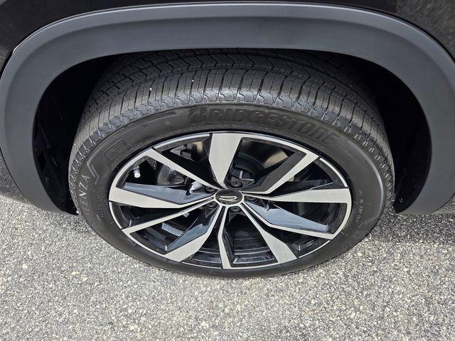 new 2026 Volkswagen Atlas car, priced at $51,782