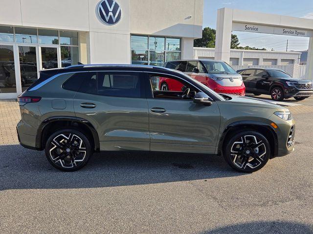 new 2026 Volkswagen Tiguan car, priced at $48,325