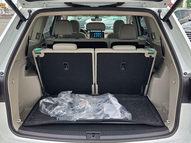 new 2026 Volkswagen Atlas car, priced at $43,177