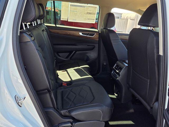 new 2026 Volkswagen Atlas car, priced at $37,384