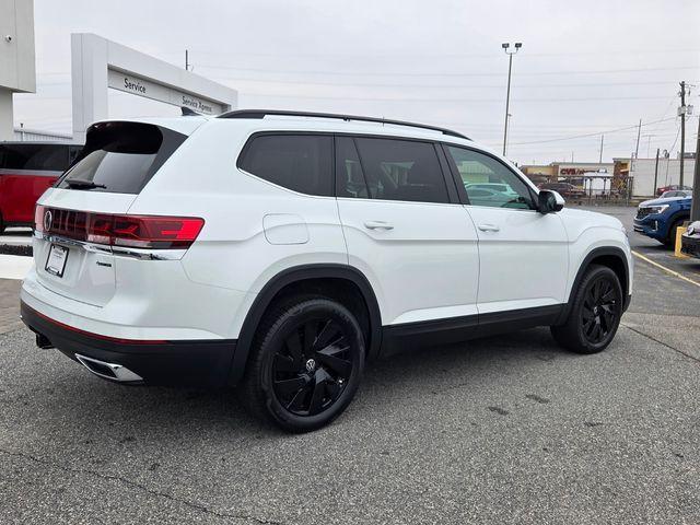 new 2026 Volkswagen Atlas car, priced at $43,554