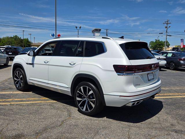 new 2026 Volkswagen Atlas car, priced at $52,237