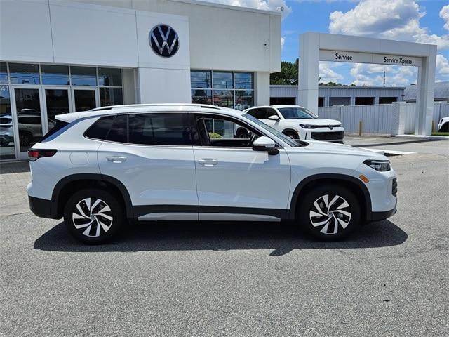 new 2025 Volkswagen Tiguan car, priced at $26,511