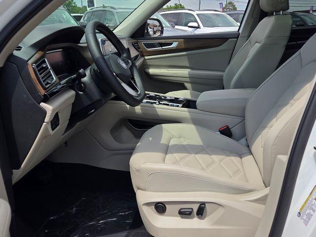 new 2026 Volkswagen Atlas car, priced at $42,582