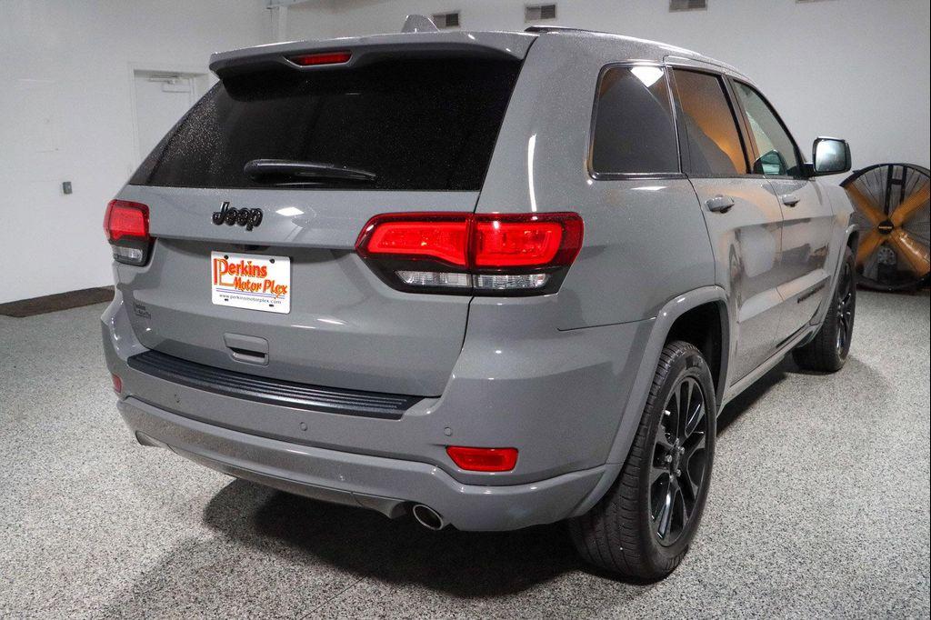 used 2022 Jeep Grand Cherokee car, priced at $23,995