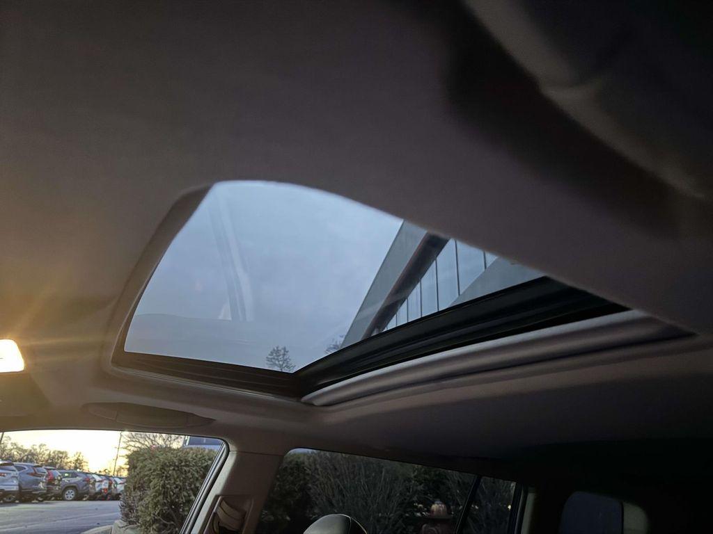 used 2013 Toyota Highlander car, priced at $15,588