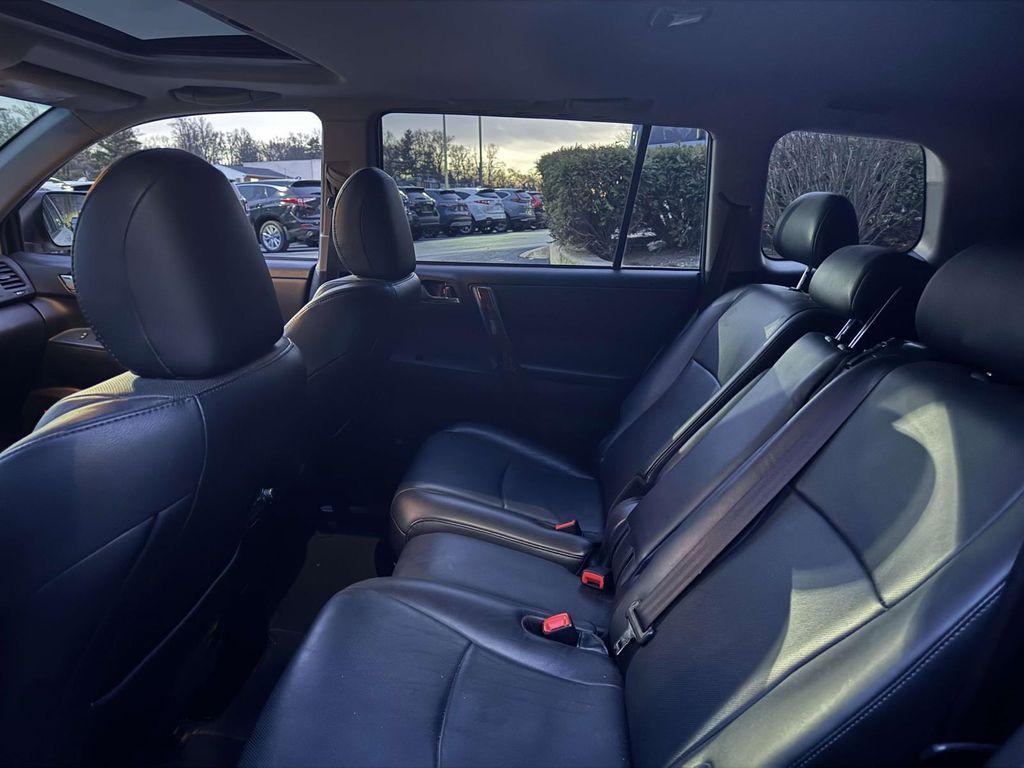 used 2013 Toyota Highlander car, priced at $15,588