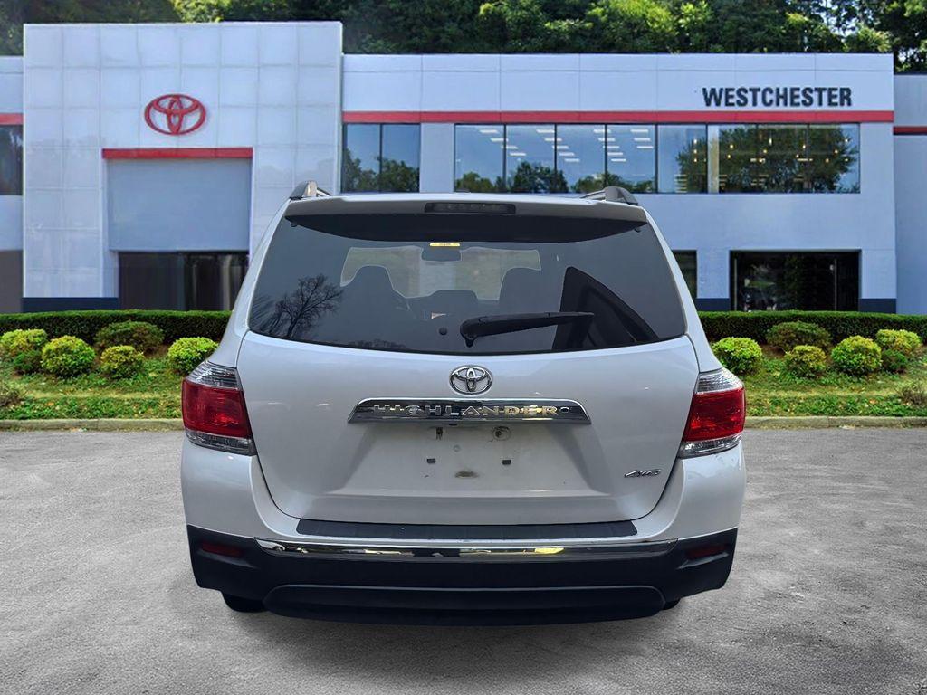 used 2013 Toyota Highlander car, priced at $15,588