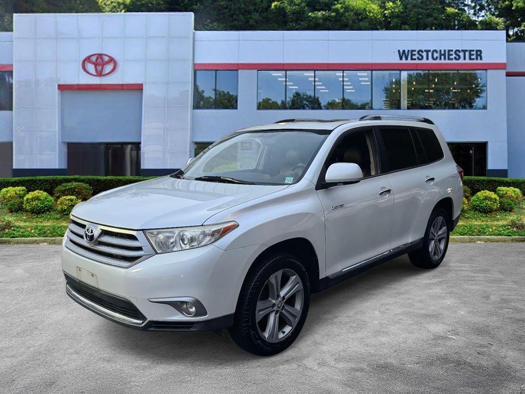 used 2013 Toyota Highlander car, priced at $15,588
