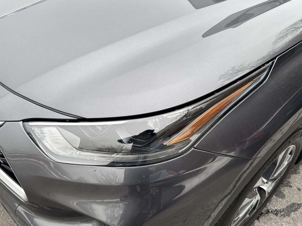 used 2021 Toyota Highlander Hybrid car, priced at $33,588