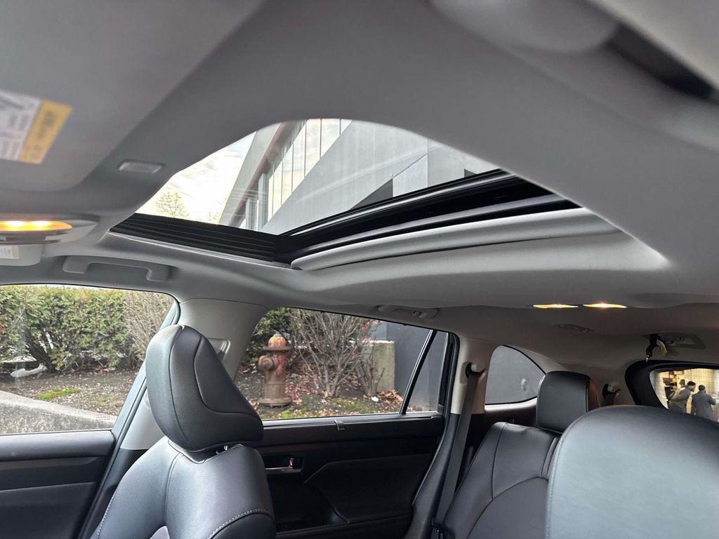 used 2025 Toyota Highlander car, priced at $36,888