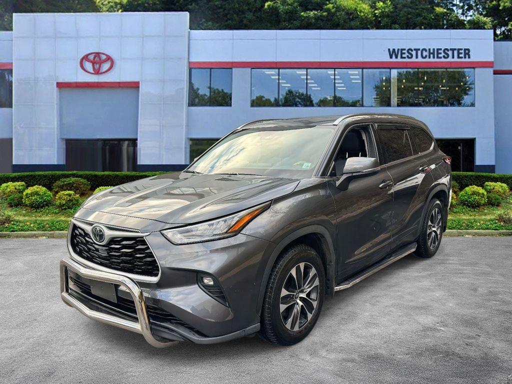 used 2020 Toyota Highlander car, priced at $26,988