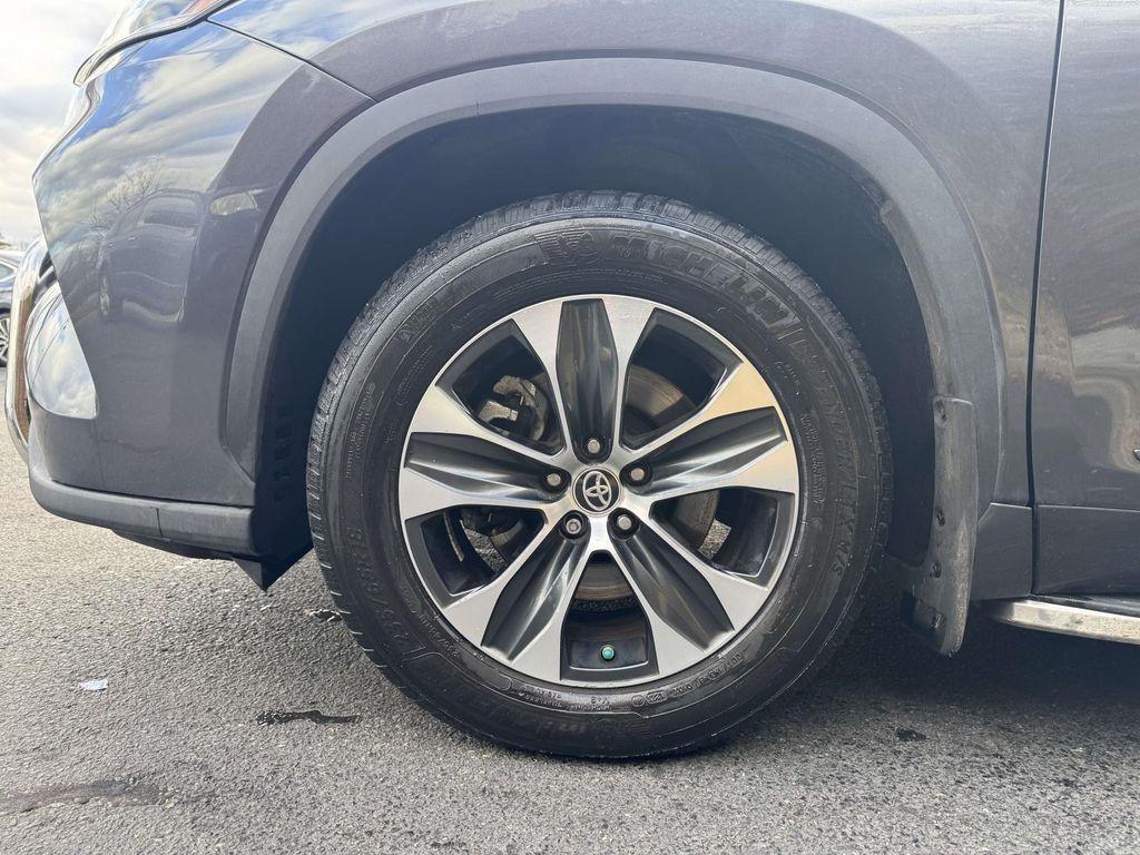 used 2020 Toyota Highlander car, priced at $26,988