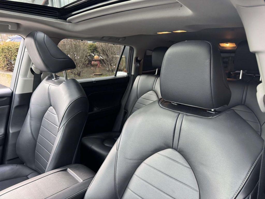 used 2020 Toyota Highlander car, priced at $26,988
