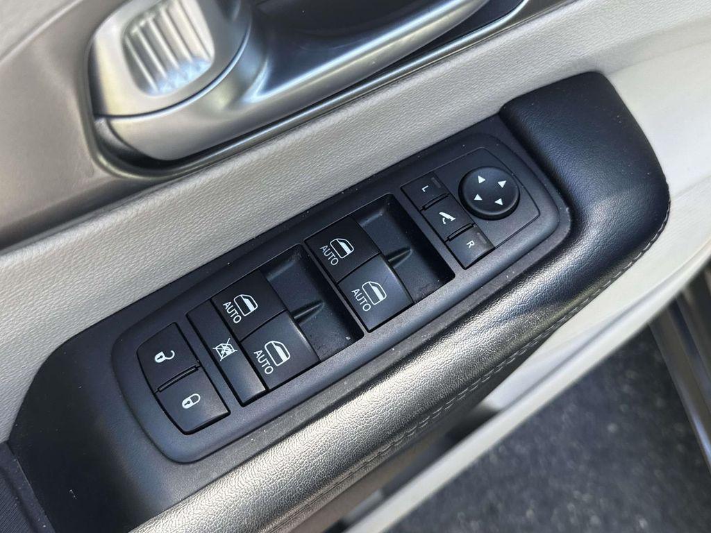 used 2017 Chrysler Pacifica car, priced at $16,163