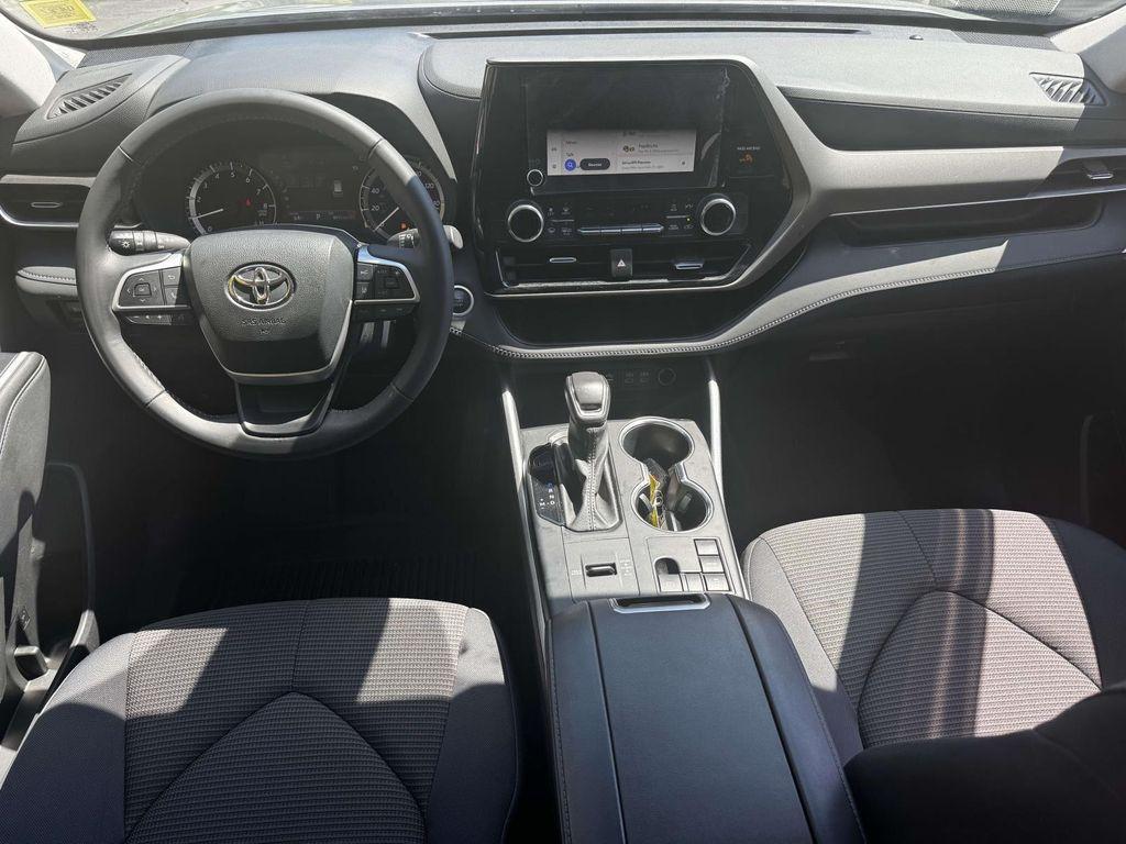 used 2024 Toyota Highlander car, priced at $37,763