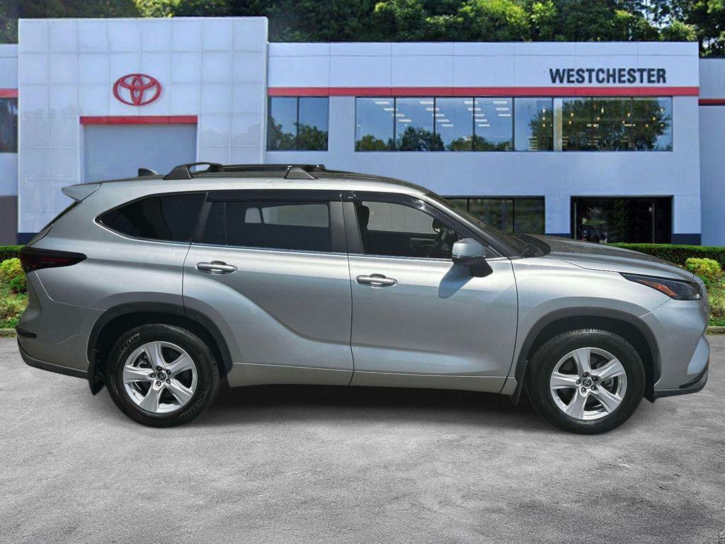 used 2024 Toyota Highlander car, priced at $37,763