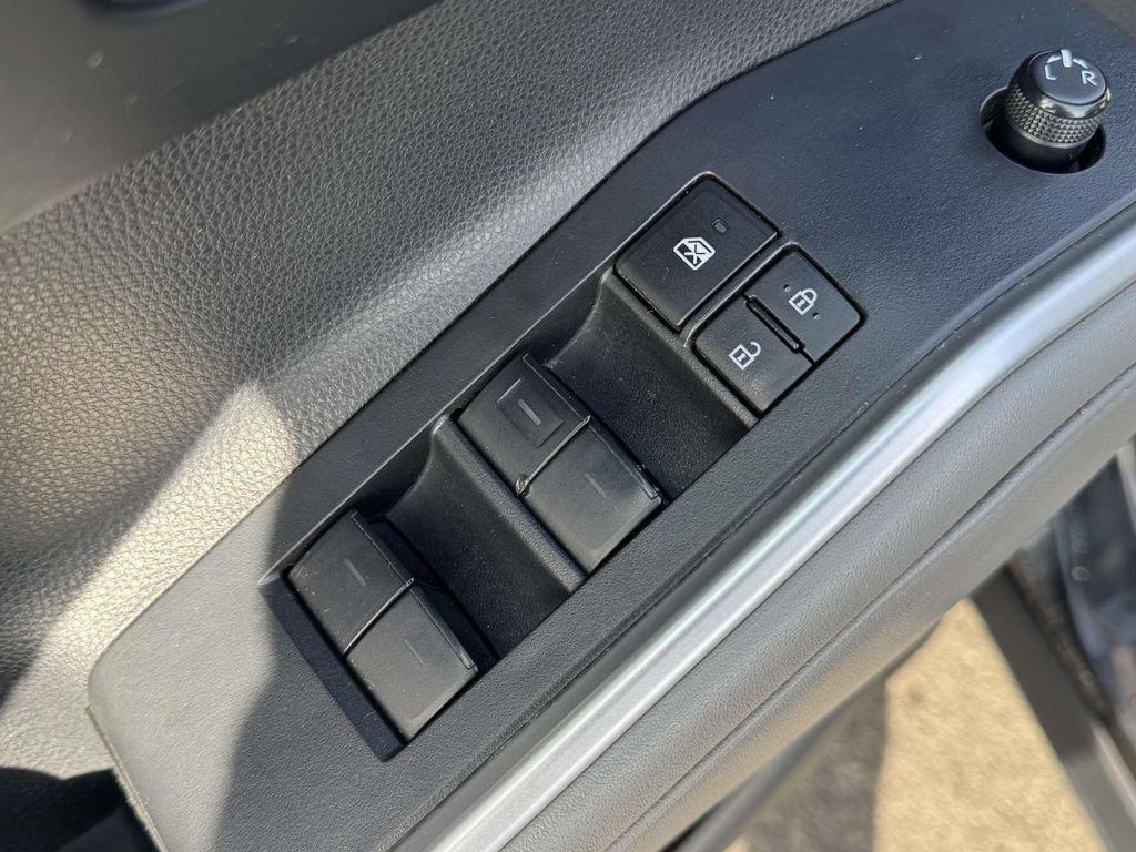 used 2022 Toyota Highlander car, priced at $34,988