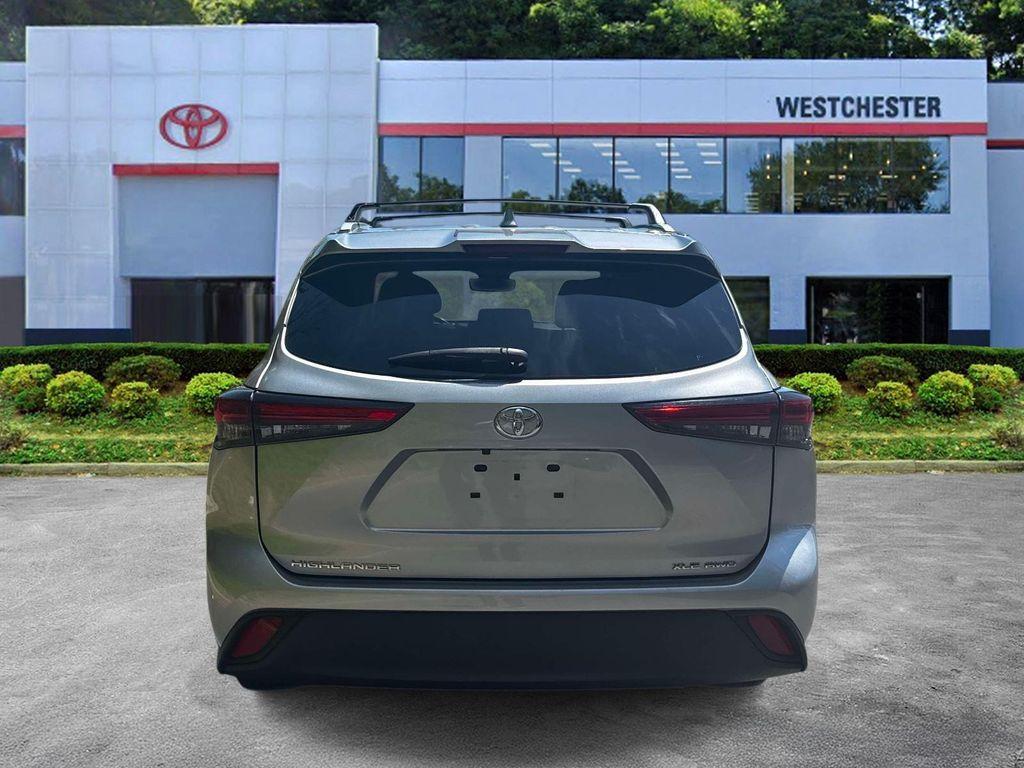 used 2023 Toyota Highlander car, priced at $37,163