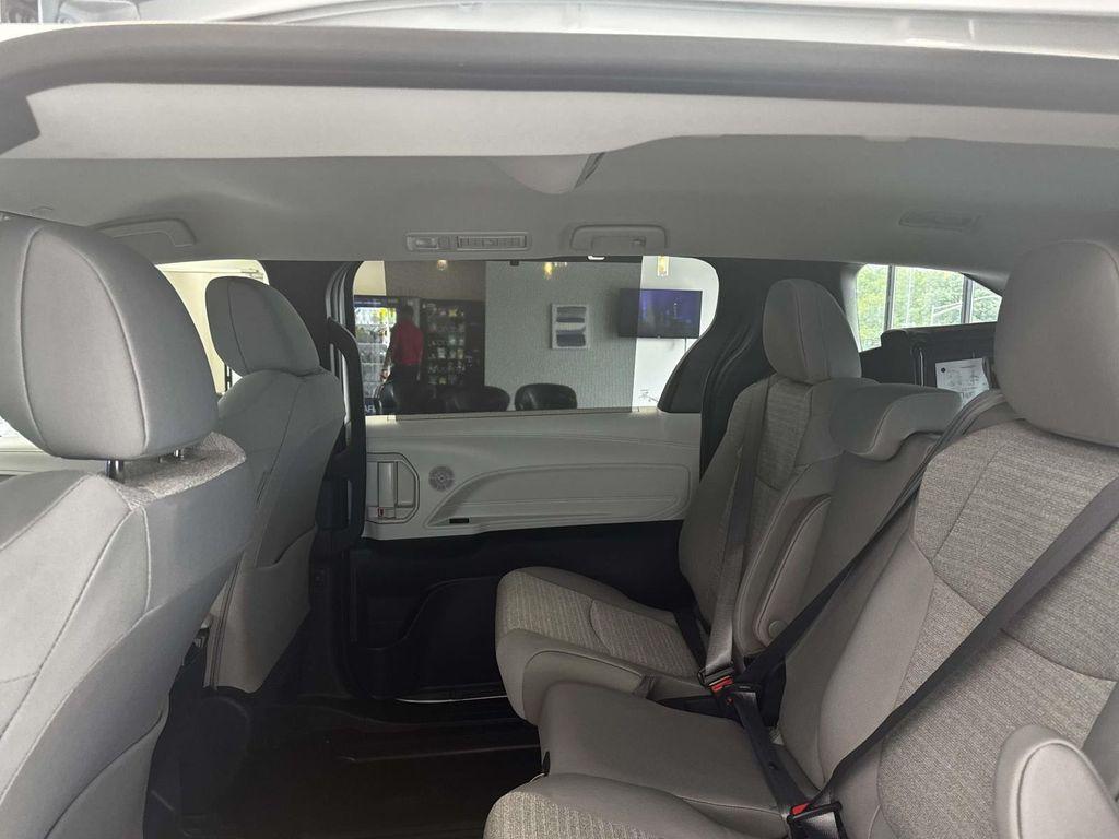 used 2026 Toyota Sienna car, priced at $73,163