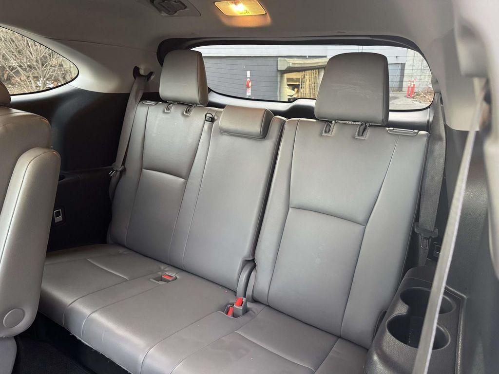 used 2022 Toyota Highlander car, priced at $30,988