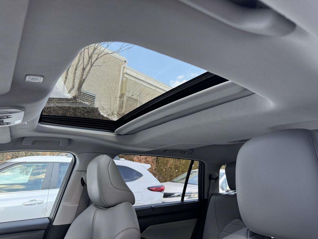 used 2024 Toyota Highlander car, priced at $38,988