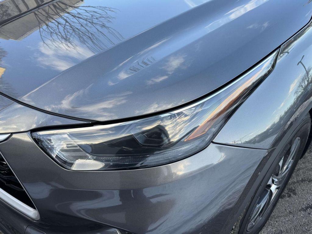 used 2024 Toyota Highlander car, priced at $38,988