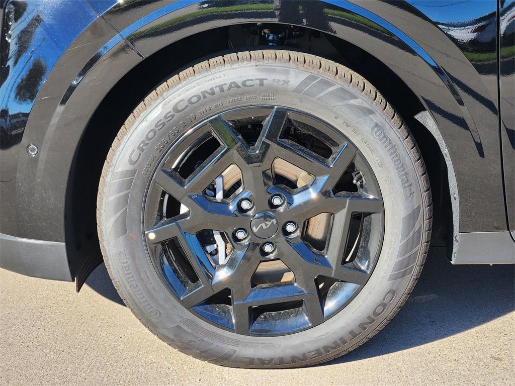 new 2026 Kia Carnival car, priced at $51,322