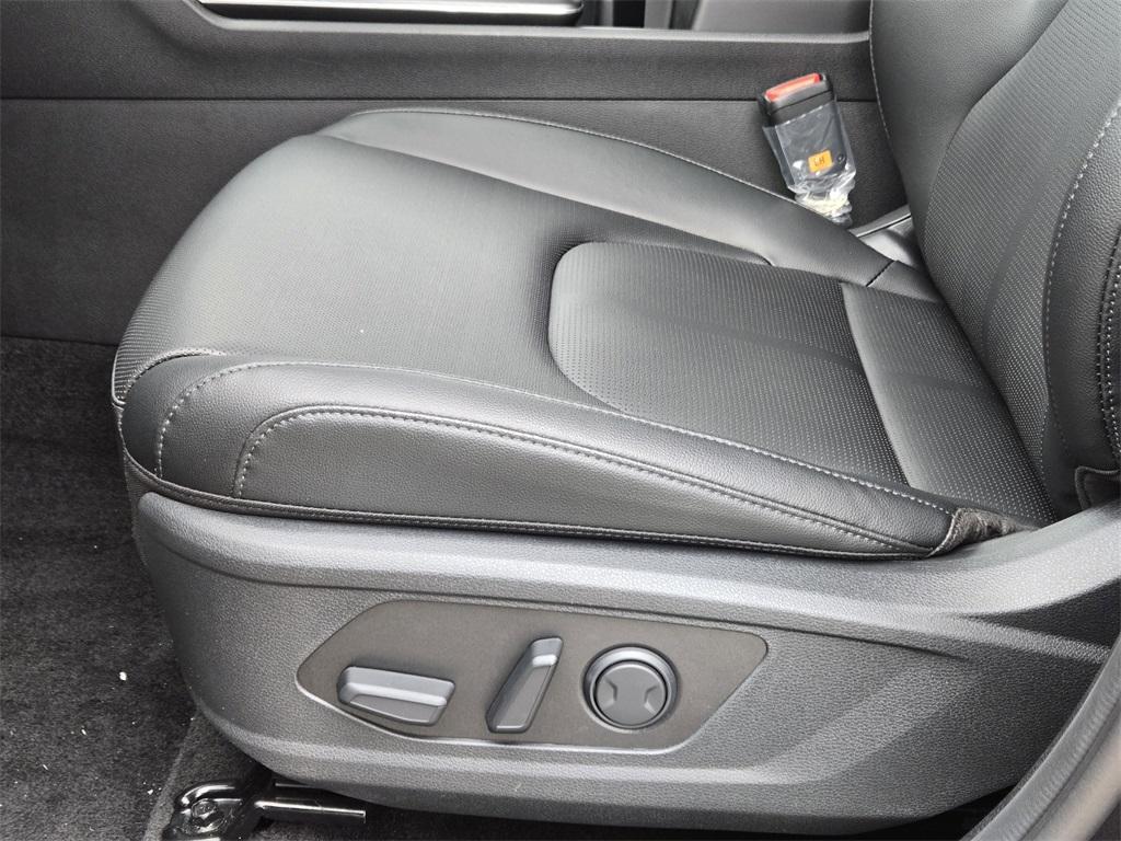 new 2026 Kia Sportage car, priced at $34,622