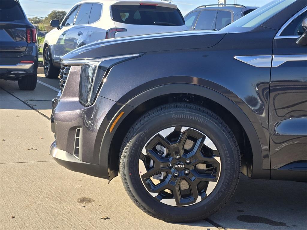 new 2026 Kia Sorento car, priced at $34,734