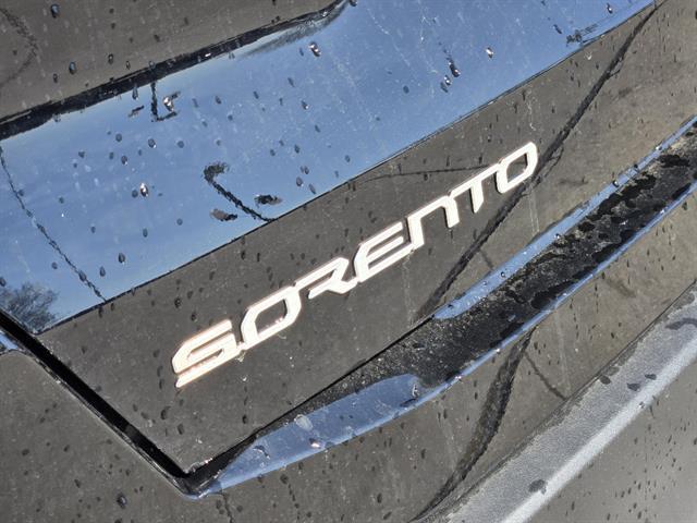 new 2026 Kia Sorento car, priced at $30,245