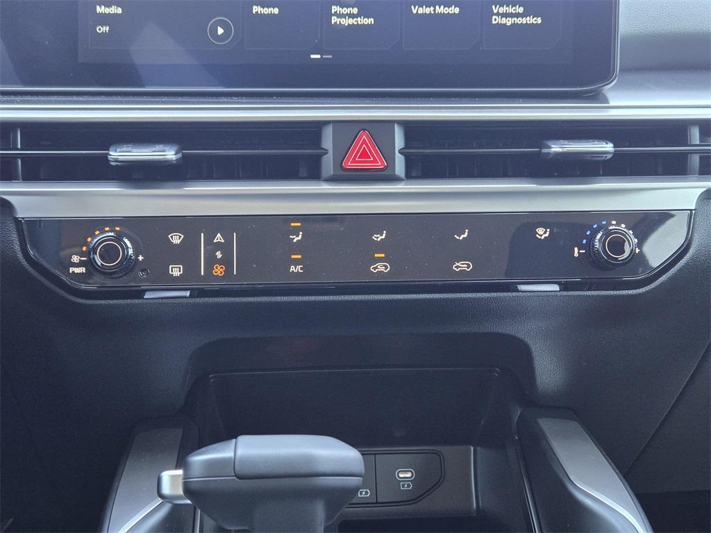 new 2026 Kia Sorento car, priced at $30,971