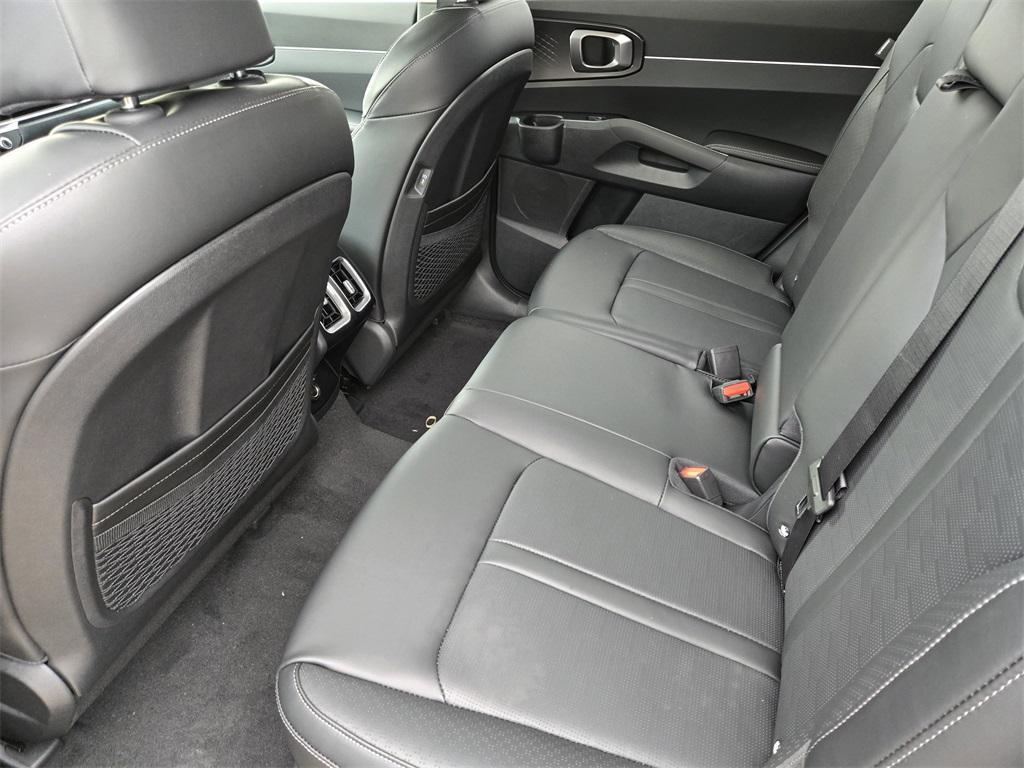 new 2026 Kia Sorento car, priced at $33,924