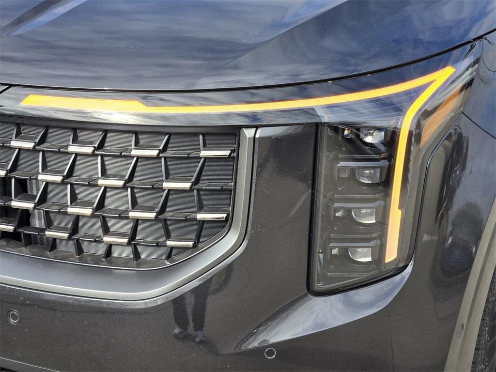 new 2026 Kia Carnival Hybrid car, priced at $52,800