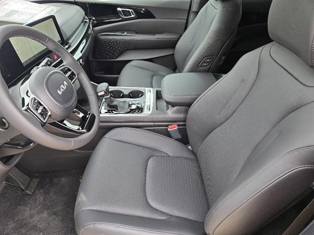 new 2026 Kia Carnival car, priced at $50,860
