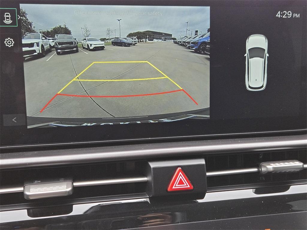 new 2026 Kia Sportage car, priced at $34,061