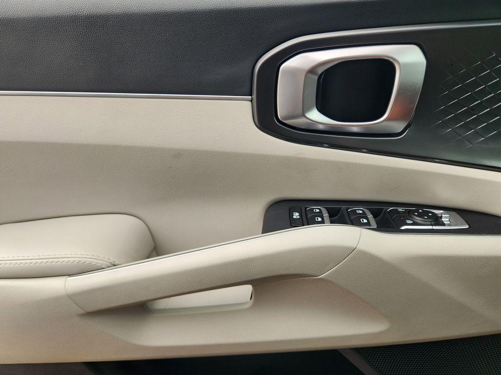 new 2025 Kia Sorento car, priced at $33,500