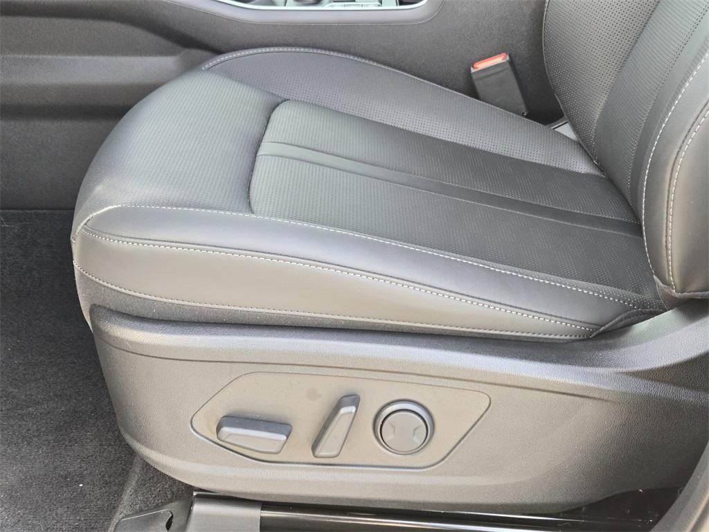 new 2026 Kia Sorento car, priced at $38,436