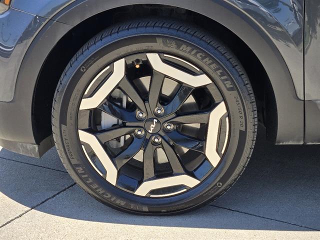 used 2024 Kia Telluride car, priced at $37,000