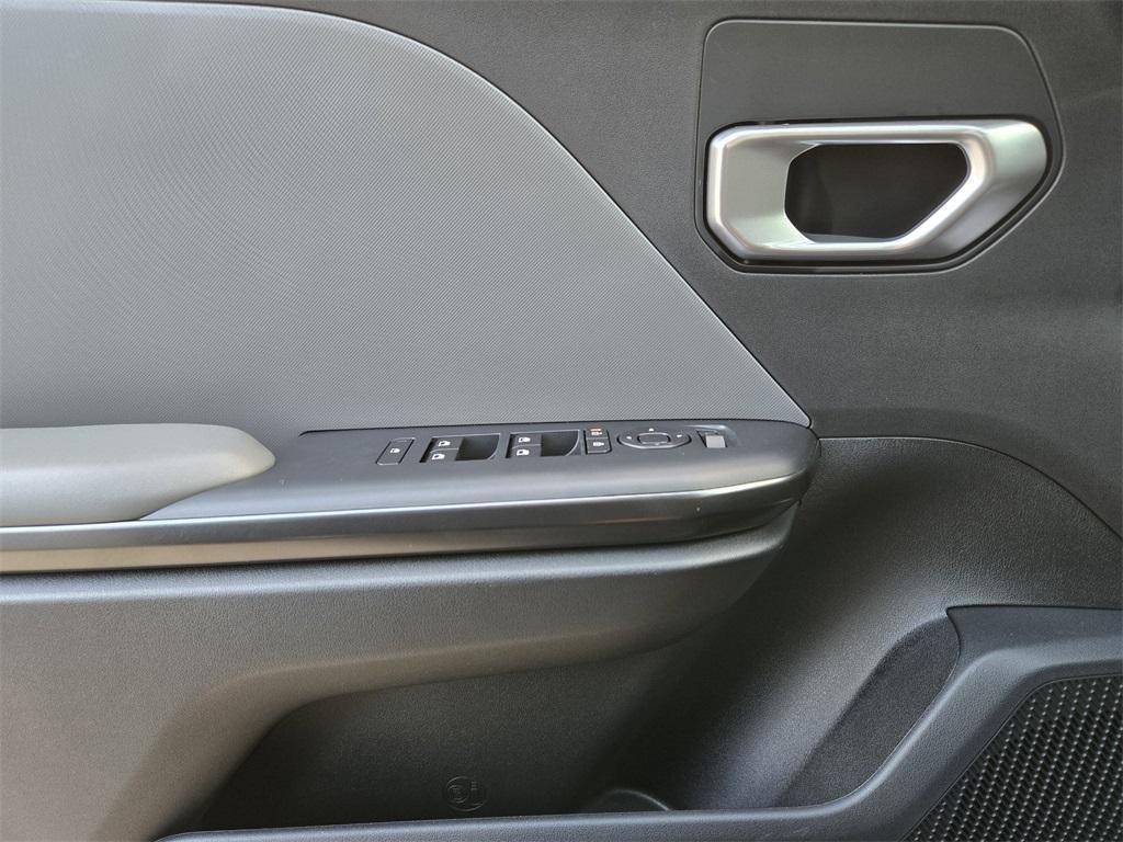 new 2025 Kia K4 car, priced at $22,976