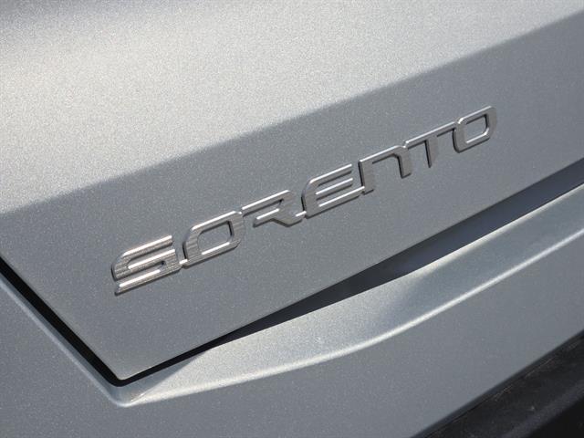 new 2026 Kia Sorento car, priced at $34,000
