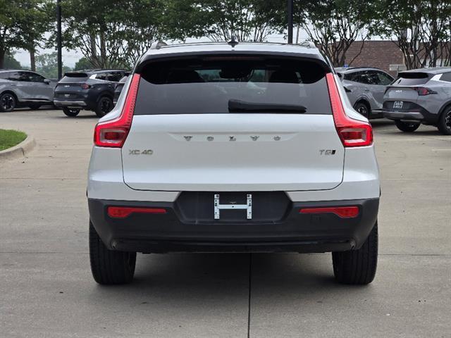 used 2021 Volvo XC40 car, priced at $23,500